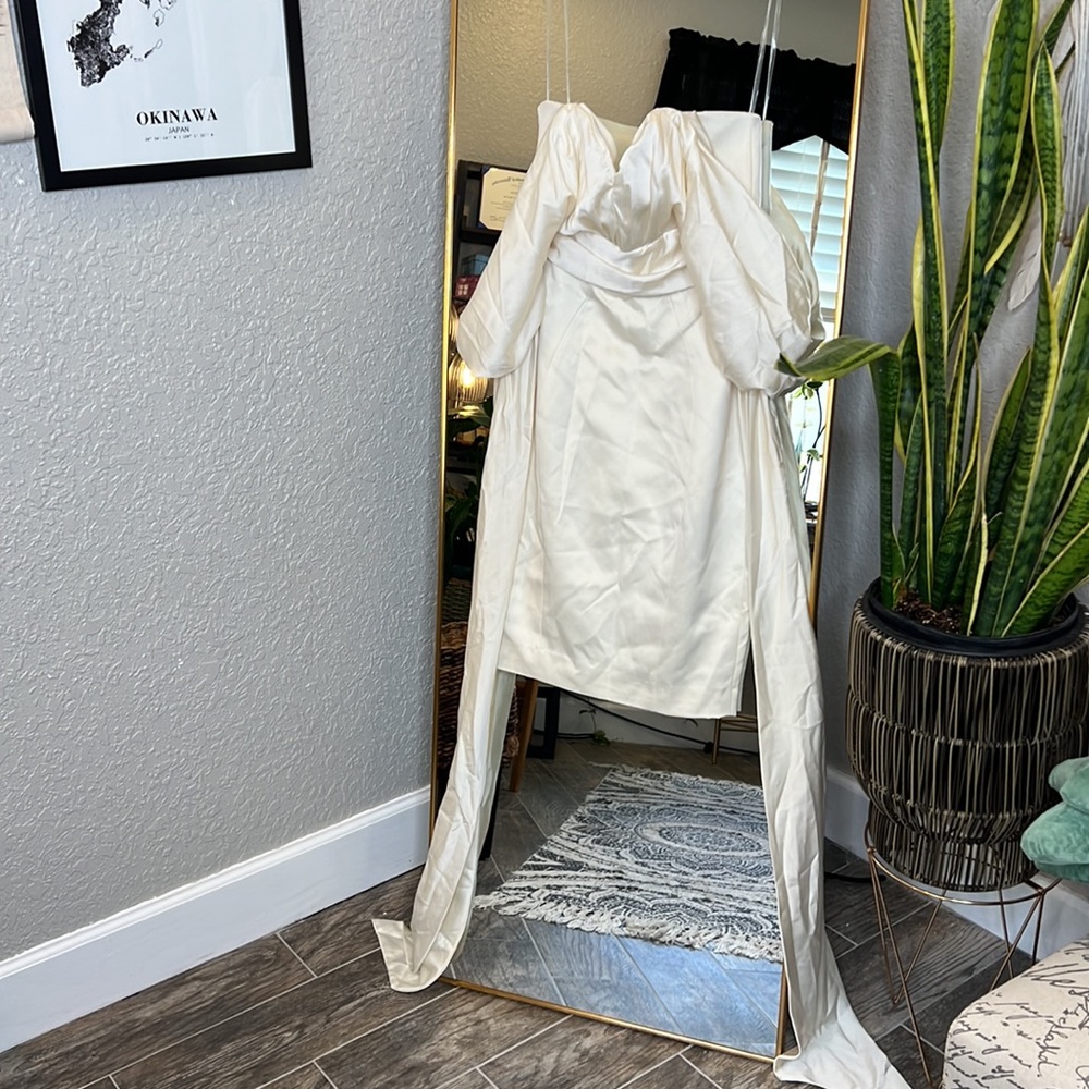 HOUSE OF CB 'Aisha' Ivory Satin Strapless Dress NWOT - Picture 6 of 13
